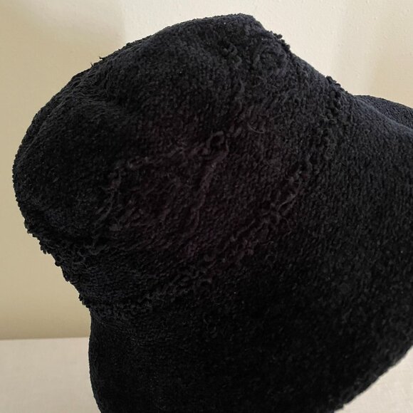 Vintage 90s Black Acrylic Knit Textured Bucket Hat wth 3" brim Collapsable - Picture 4 of 10